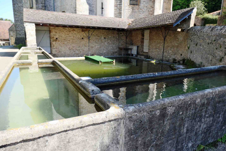 Lavoir - Tharoiseau