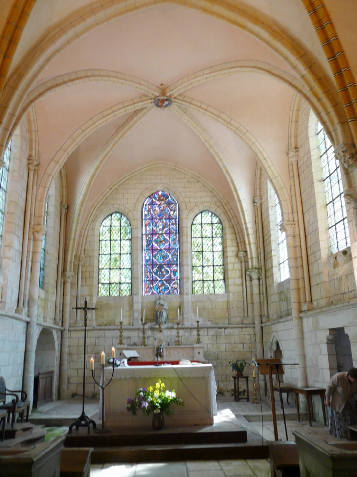 Interieur de l'église - Val-de-Mercy