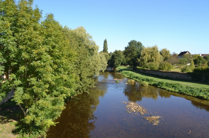 Le Cousin - Vault-de-Lugny