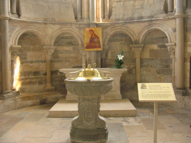 Fonts baptismaux - Vézelay