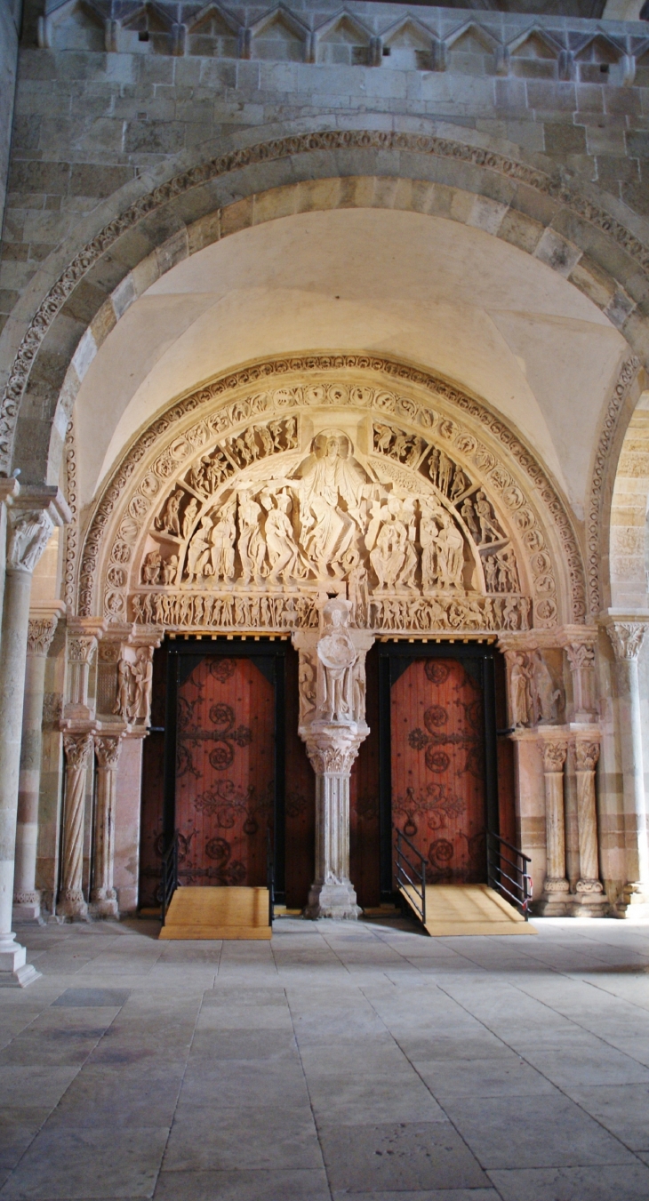   ²Basilique Ste Marie-Madeleine 12 Em Siècle - Vézelay