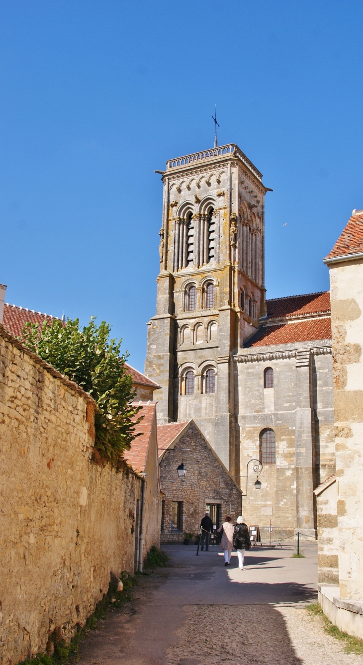   ²Basilique Ste Marie-Madeleine 12 Em Siècle - Vézelay