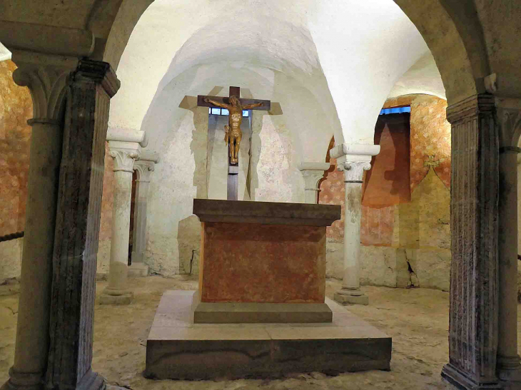  la basilique Sainte Madeleine : la crypte - Vézelay