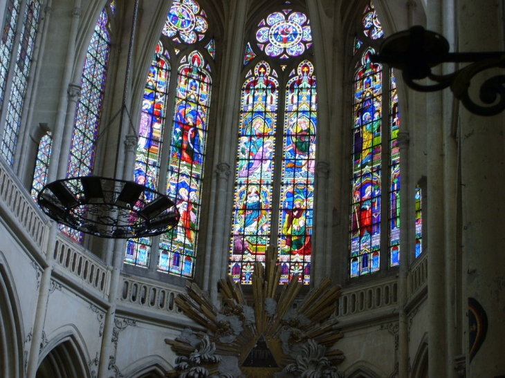 Coeur église - Villeneuve-sur-Yonne