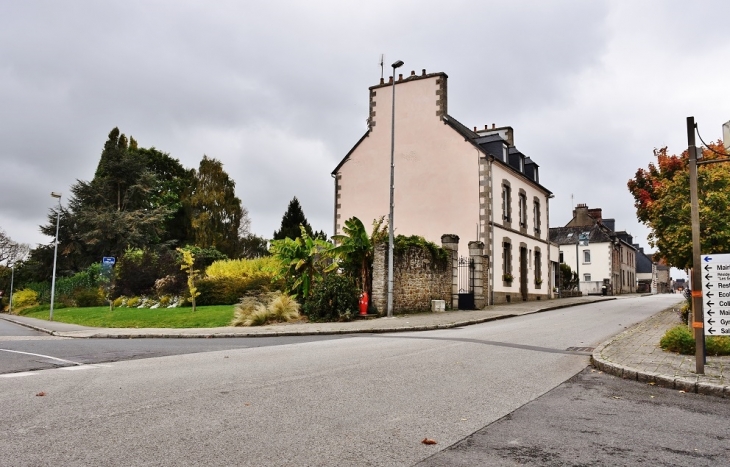 Le Village - Merdrignac