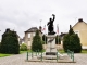 Photo suivante de Merdrignac Monument-aux-Morts 