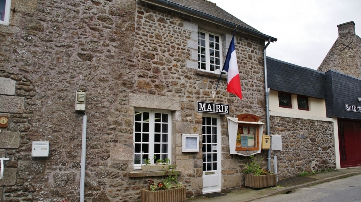 La Mairie - Plessix-Balisson