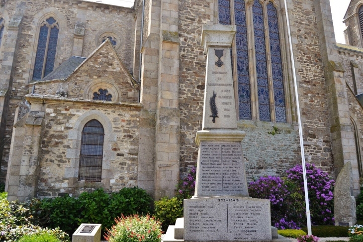 Monument aux Morts - Ploubalay