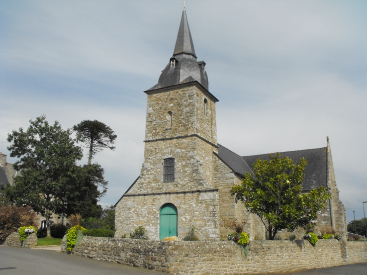 L'église Saint-Etienne (XIII-XVIIIème siècle) - Saint-Glen
