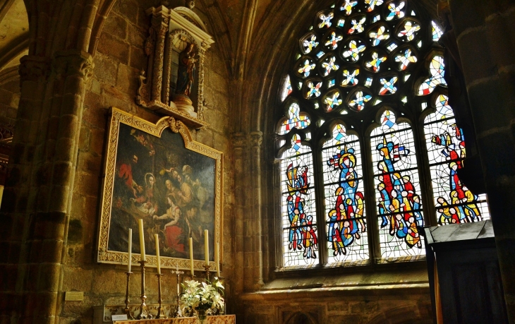  Cathédrale Saint-Tuqdual - Tréguier