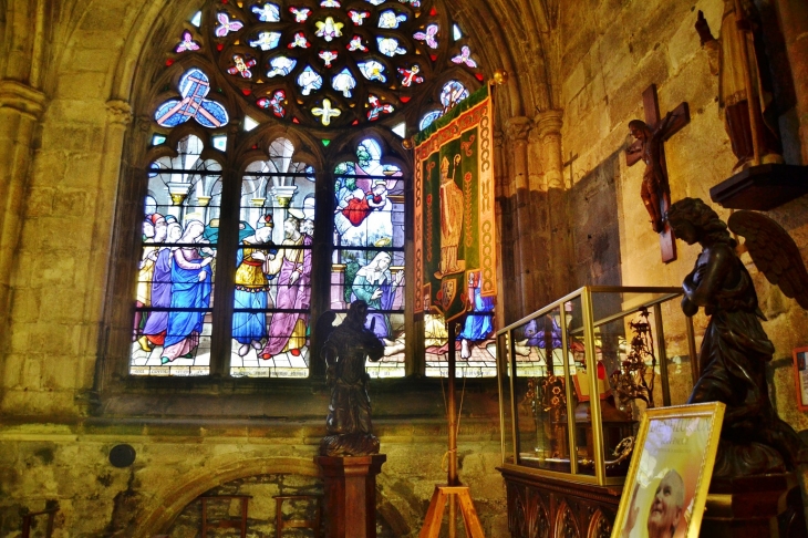  Cathédrale Saint-Tuqdual - Tréguier