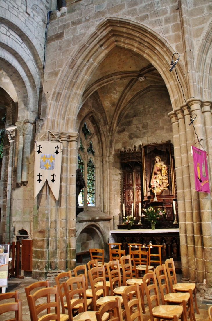  Cathédrale Saint-Tuqdual - Tréguier