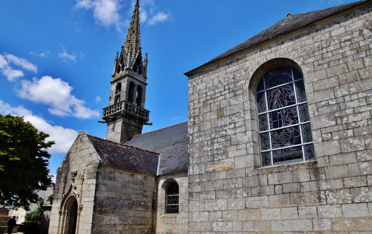 +/église Saint-Gunthiern - Langolen