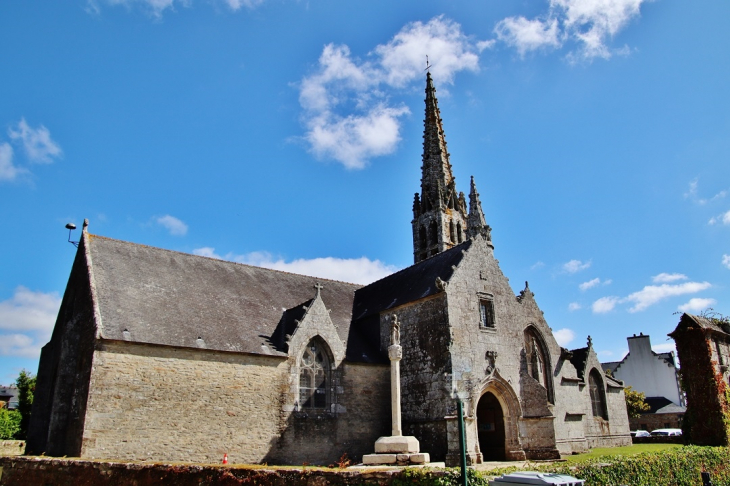 +/église Saint-Cuffan - Pluguffan