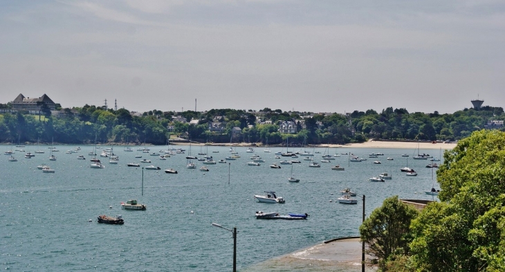  - Dinard