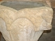 detail-du-benitier-en-granit-sculpte