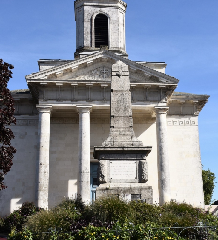 Monument-aux-Morts  - La Gacilly