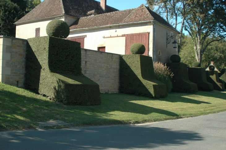 Jolie Maison ancienne - Apremont-sur-Allier