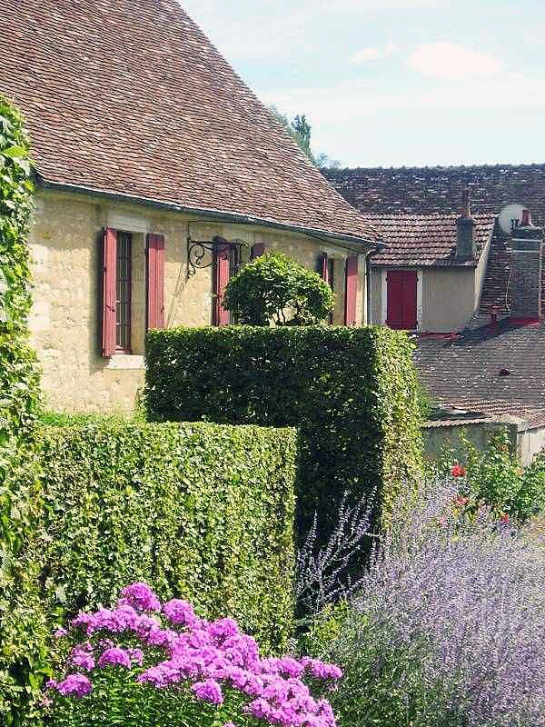 Dans le village - Apremont-sur-Allier