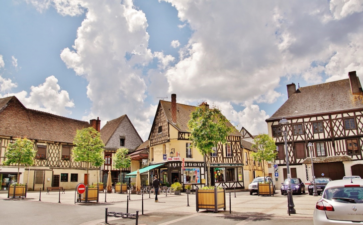 La Commune - Aubigny-sur-Nère
