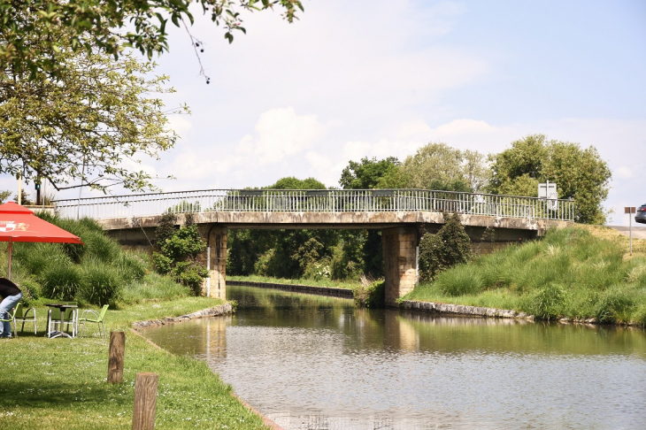 Canal latéral a la loire - Belleville-sur-Loire