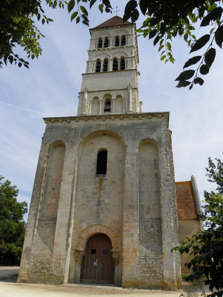 L'église - Germigny-l'Exempt