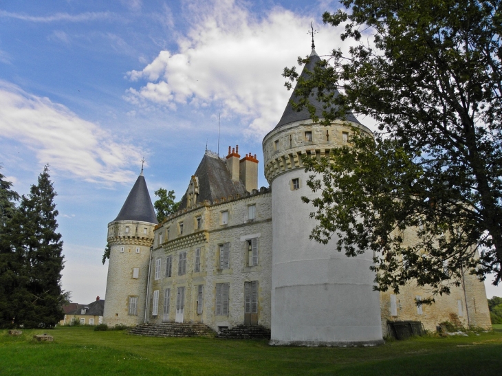 Le château - Grossouvre