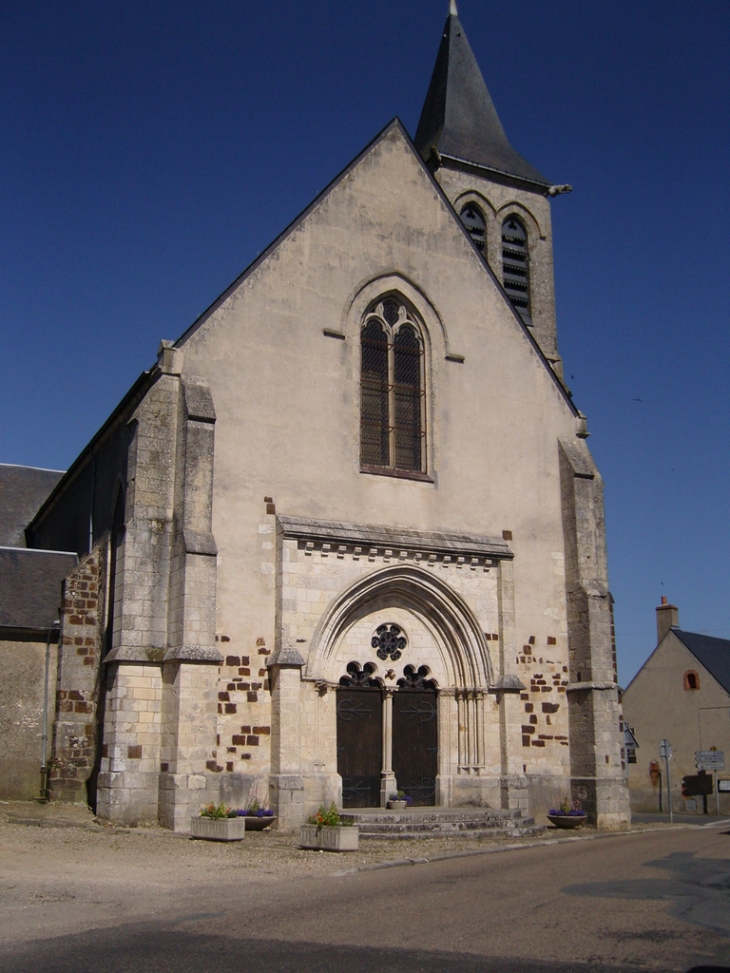 L'église - Ivoy-le-Pré