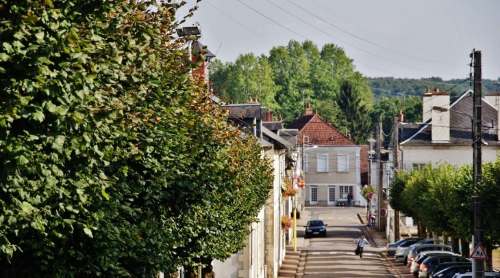  - Jouet-sur-l'Aubois