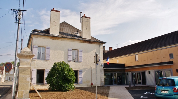 La Mairie - Jouet-sur-l'Aubois