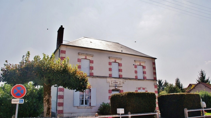 La Mairie - Lugny-Champagne