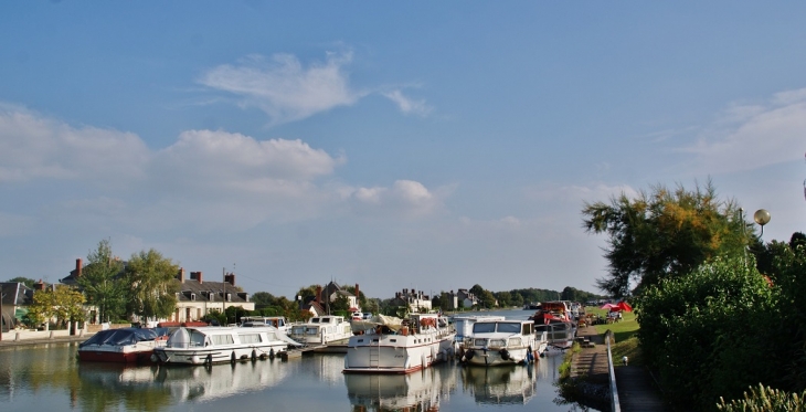 Canal Latéral a la Loire - Marseilles-lès-Aubigny