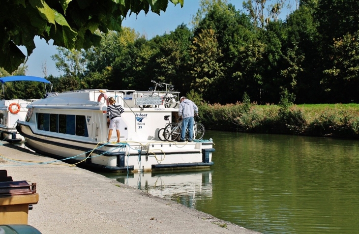 Canal Latéral a la Loire - Ménétréol-sous-Sancerre