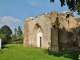 église St Caprais ( Grande partie en ruines )