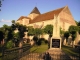 l'église et le monument aux morts