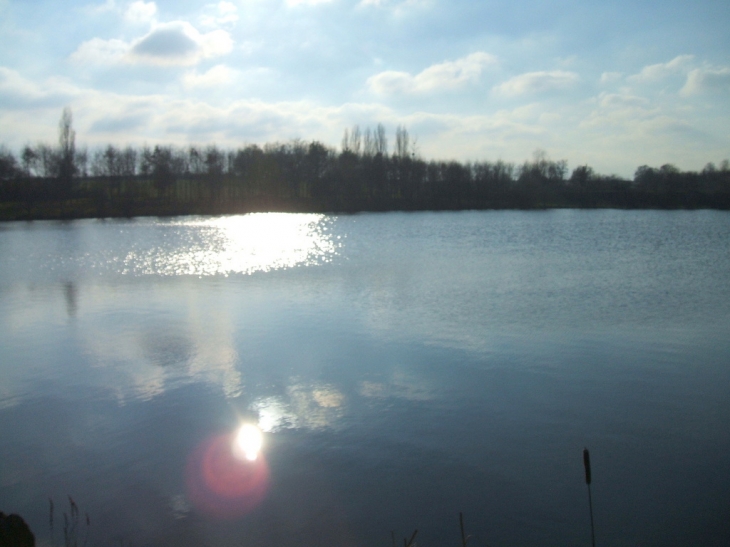 Etang de la commune de saint-Pierre-les-Bois