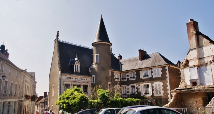 Hotel de la Thaumassiere ( aujourd'hui école de langues ) - Sancerre