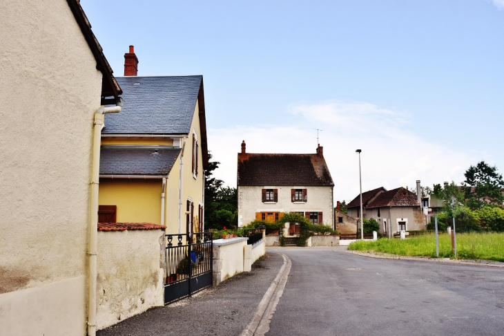 La Commune - Sury-près-Léré