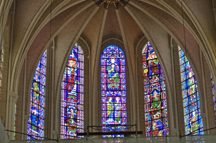 VITRAUX CATHEDRALE DE CHARTRES