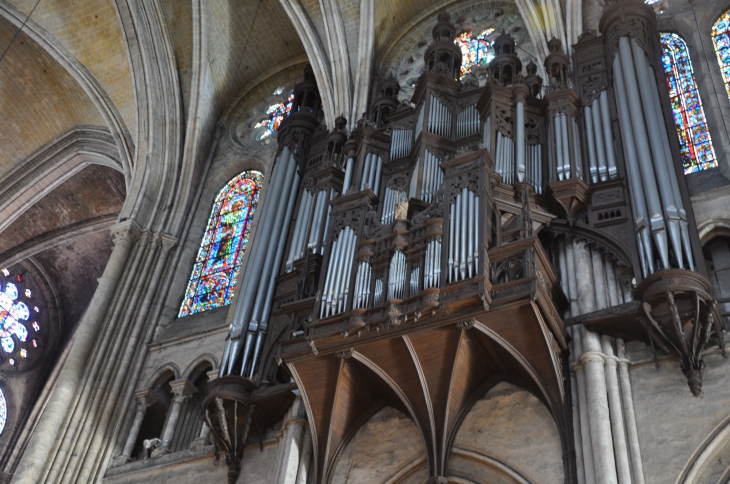 LA CATHEDRALE L'ORGUE - Chartres