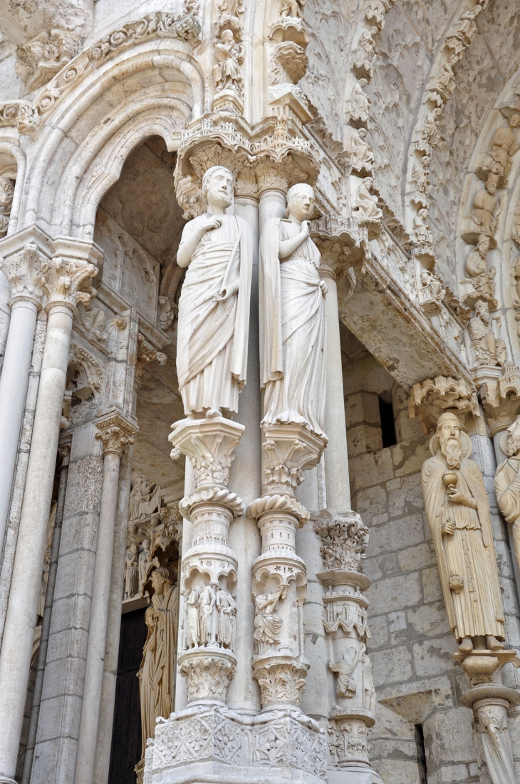 CHARTRES LA CATHEDRALE