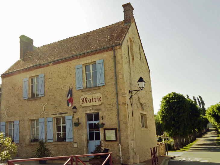 La mairie - Coudray-au-Perche