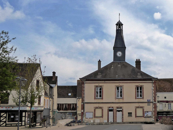 La mairie - Courville-sur-Eure