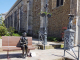 Photo suivante de Illiers-Combray statue de Marcel Proust au pied de l'église