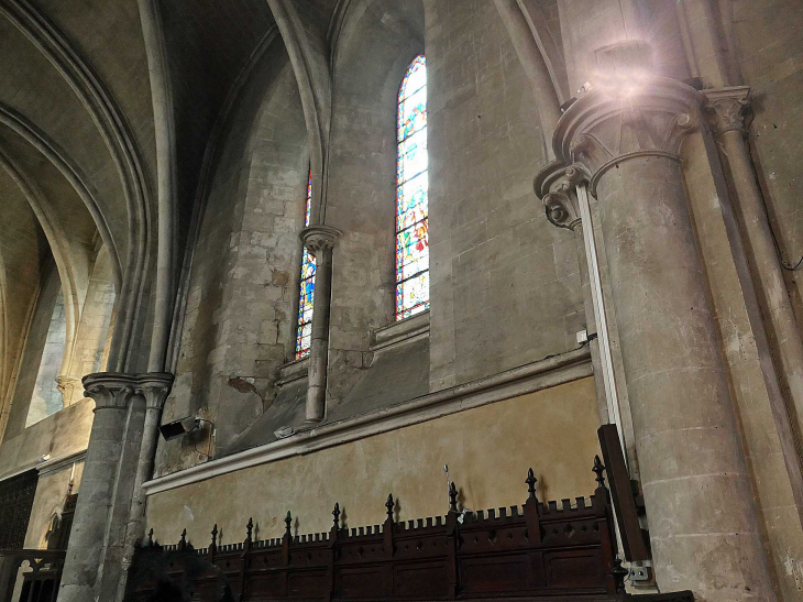 L'intérieur de l'église - Nogent-le-Rotrou