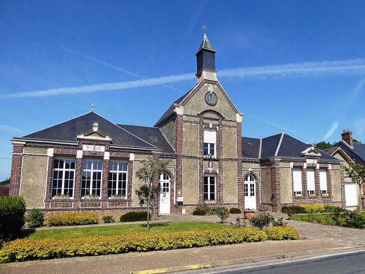 La mairie école - Saint-Éliph