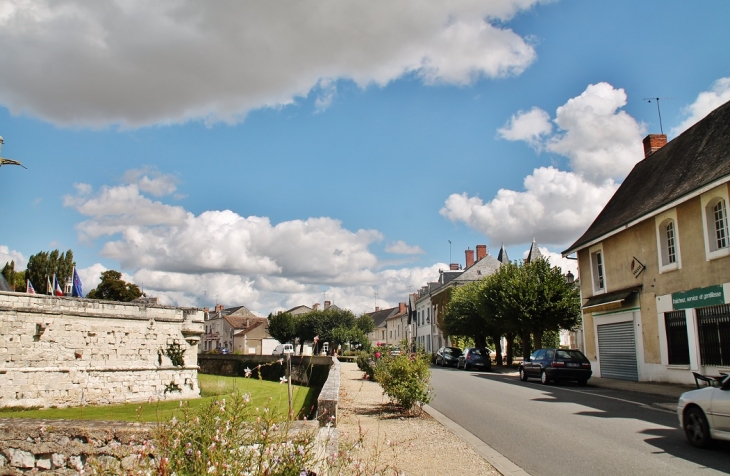 La Commune - Champigny-sur-Veude