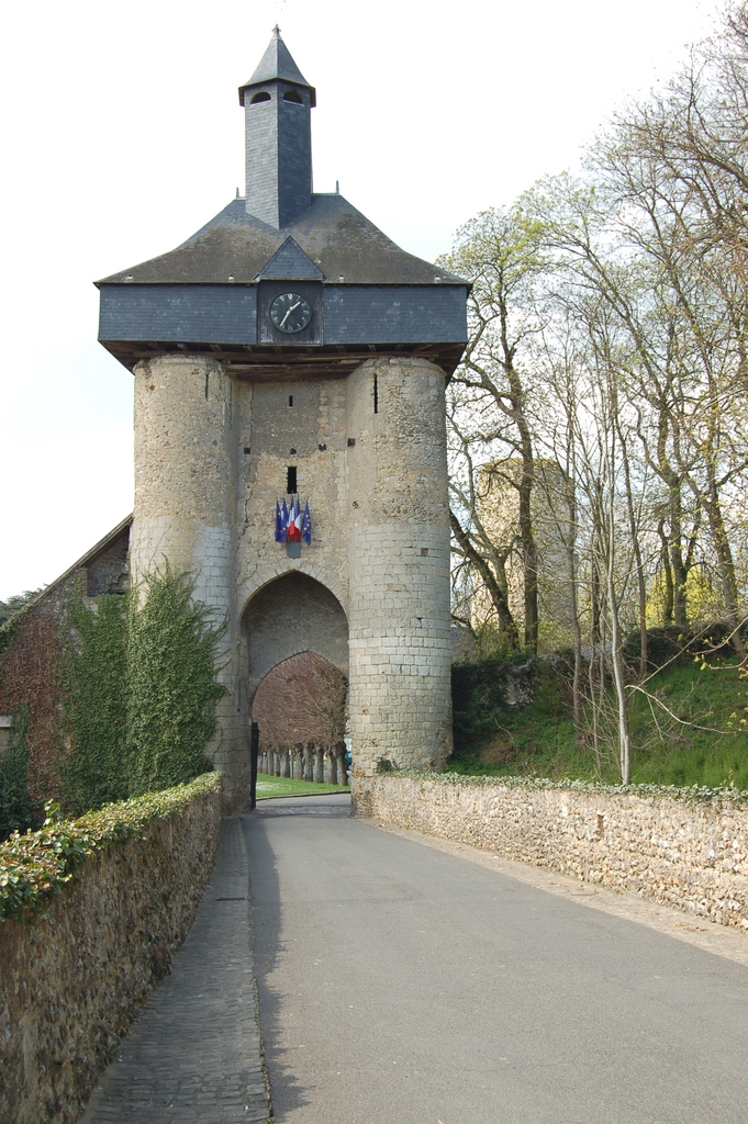  - Château-Renault