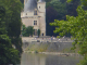 Photo précédente de Chenonceaux château de Chenonceau : la tour des Marques vue du pont sur le Cher à Chisseaux