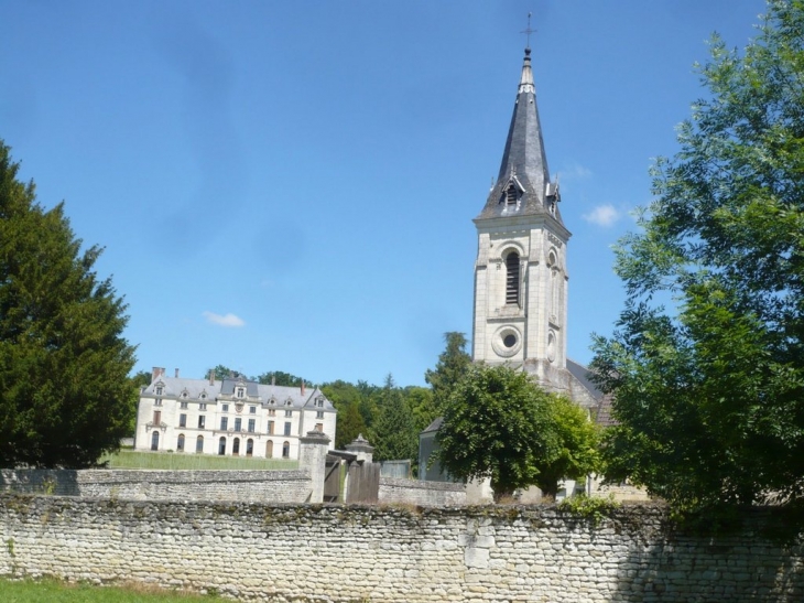 Eglise et Monastère CHEZELLES